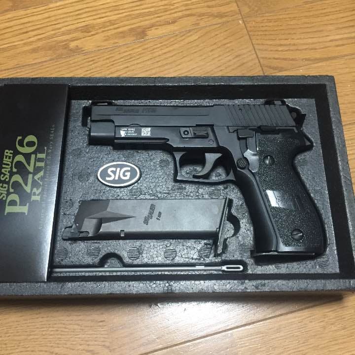 東京マルイ P226R サバゲー未使用 付属品多数 少し訳あり