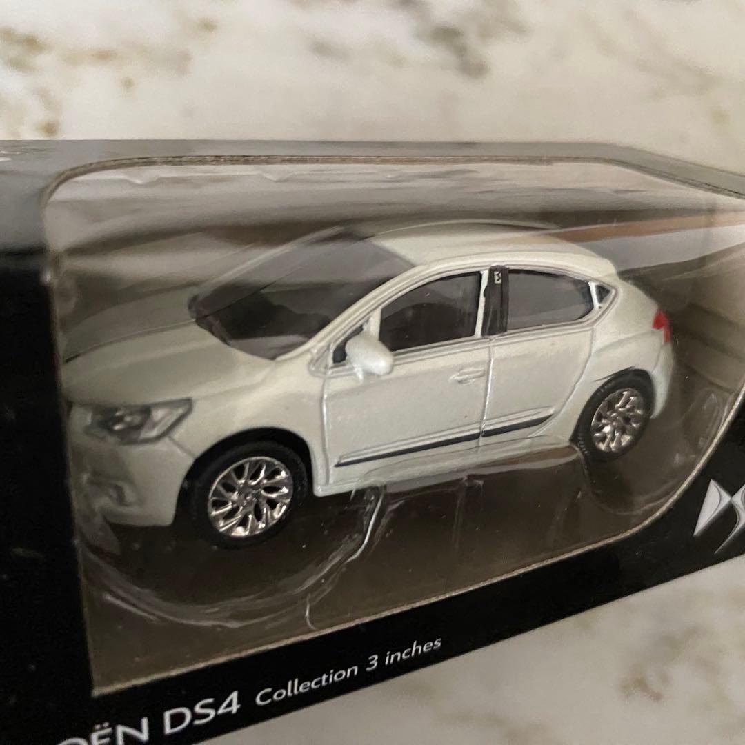 CITROEN DS4 ホワイトミニカー 1/43