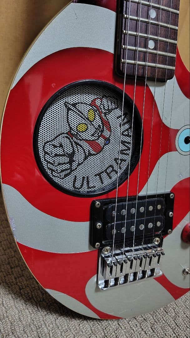 ZOー3ギター。フェルナンデス ウルトラマン エレキギタージャンク扱い。