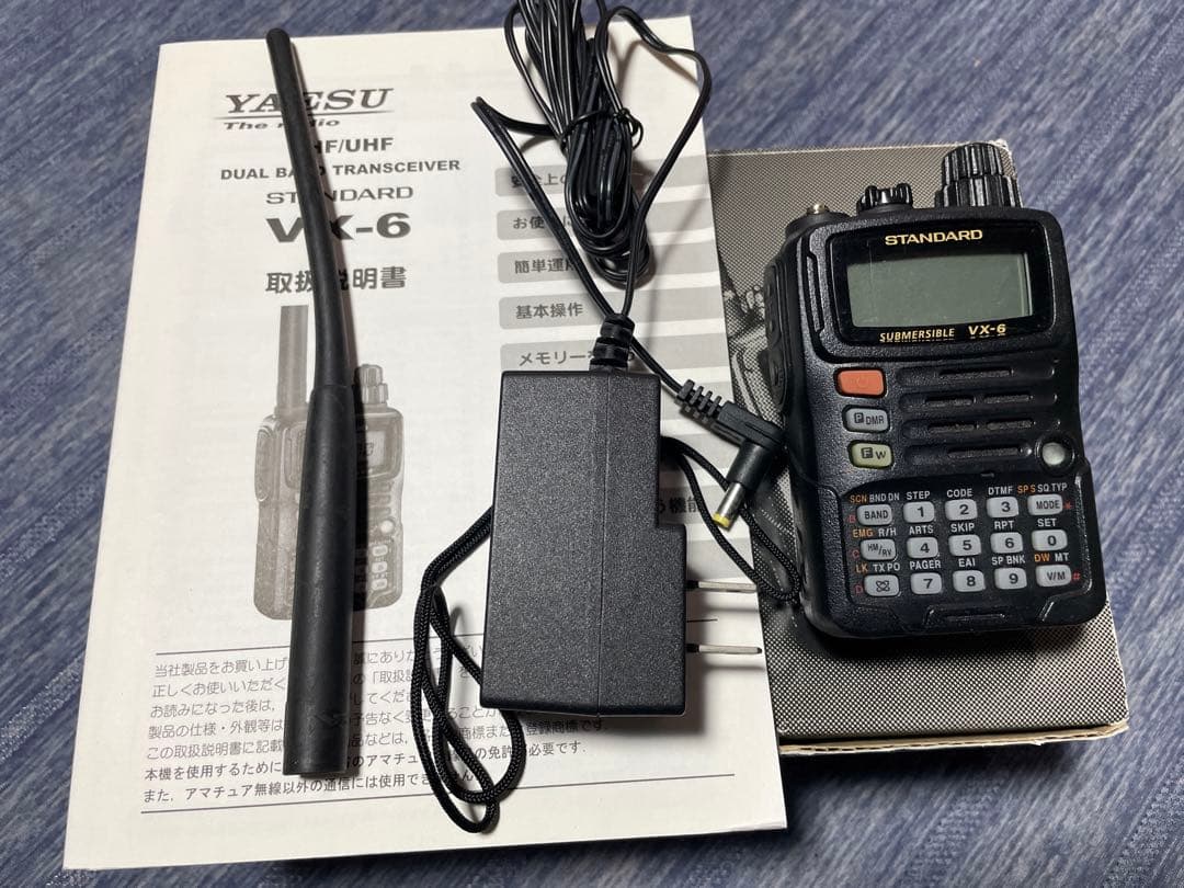 STANDARD VX-6 デュアルバンドトランシーバー YAESU VX-6 144/430MHz