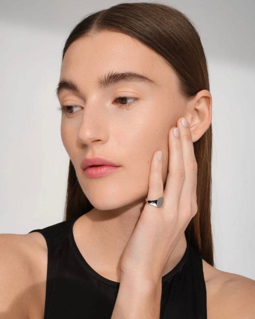 アクセサリー TOMWOOD / Mini Signet Cushion Ring / 46