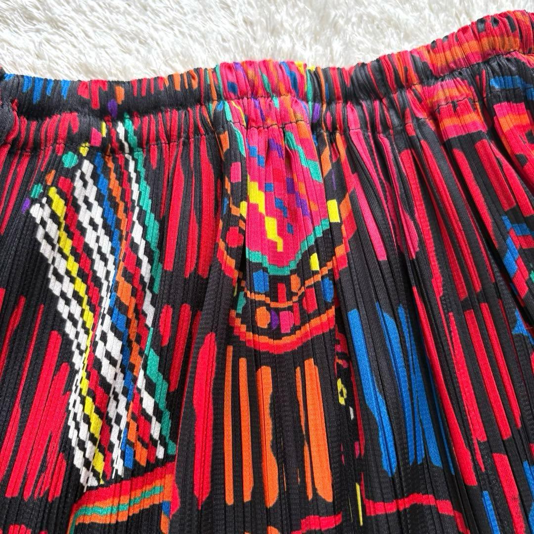 極美品☆希少☆プリーツプリーズ☆イッセイミヤケ☆お洒落なスカート☆サイズ２