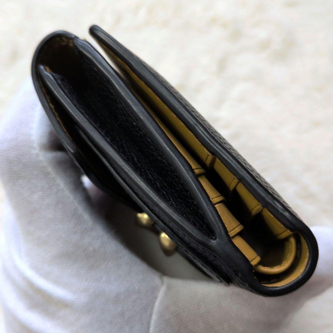 美品】コーチ タビー スモールウォレット 折り財布 黒 - メルカリ