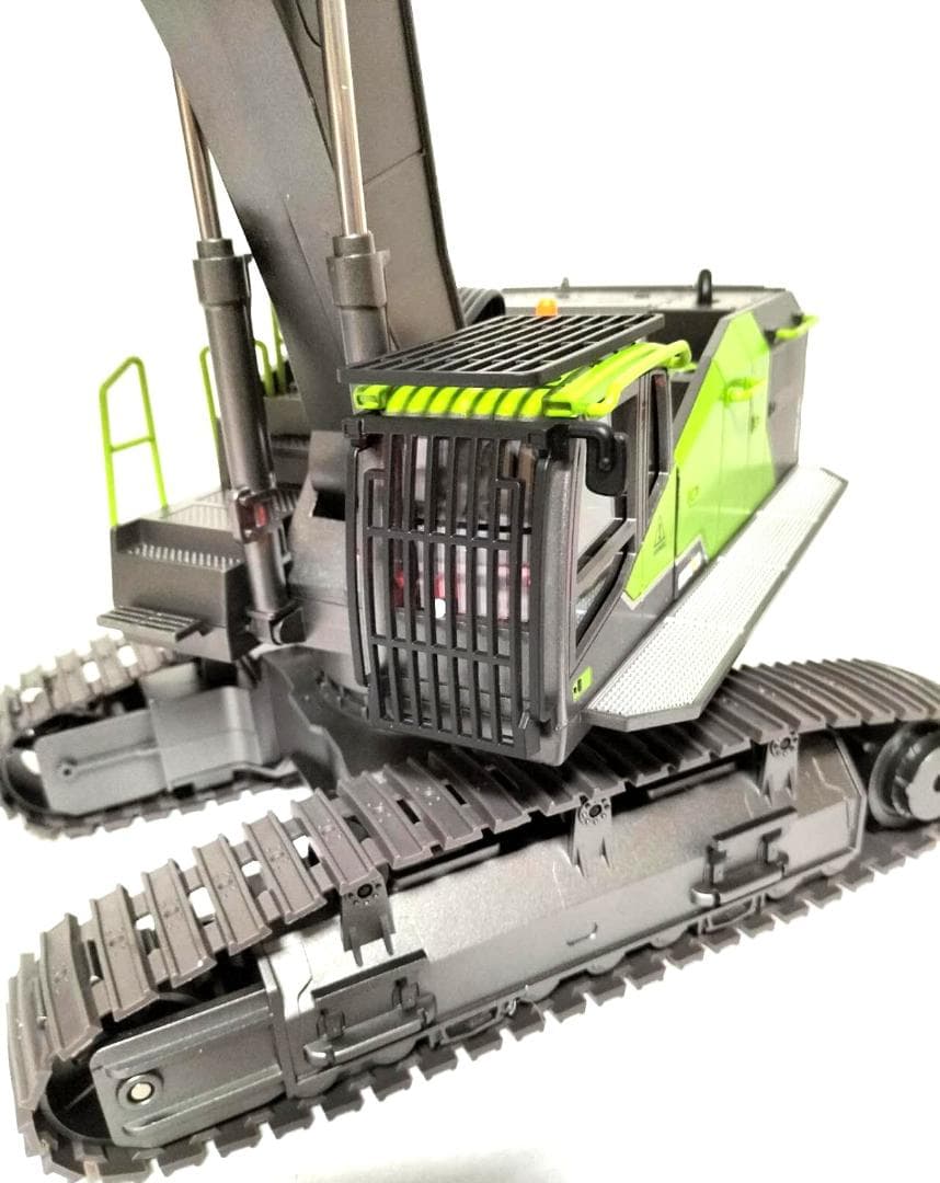 HUINA 1593 1/14サイズパワーショベルラジコン　アタッチメント付き