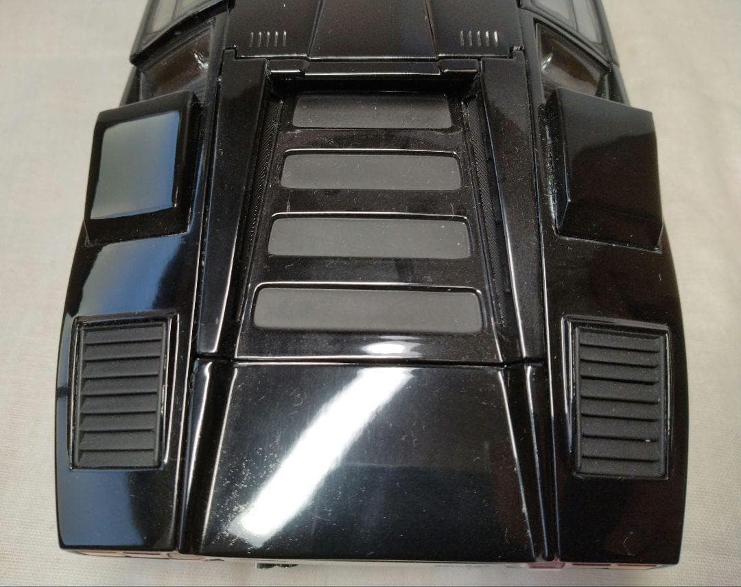 19　京商　1/18　ランボルギーニ　カウンタック　LP400　黒　ブラック