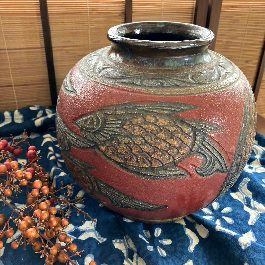 壺屋焼 小橋川清正 赤絵魚紋壺 伝統工芸 花瓶 沖縄 やちむん 陶芸 壺