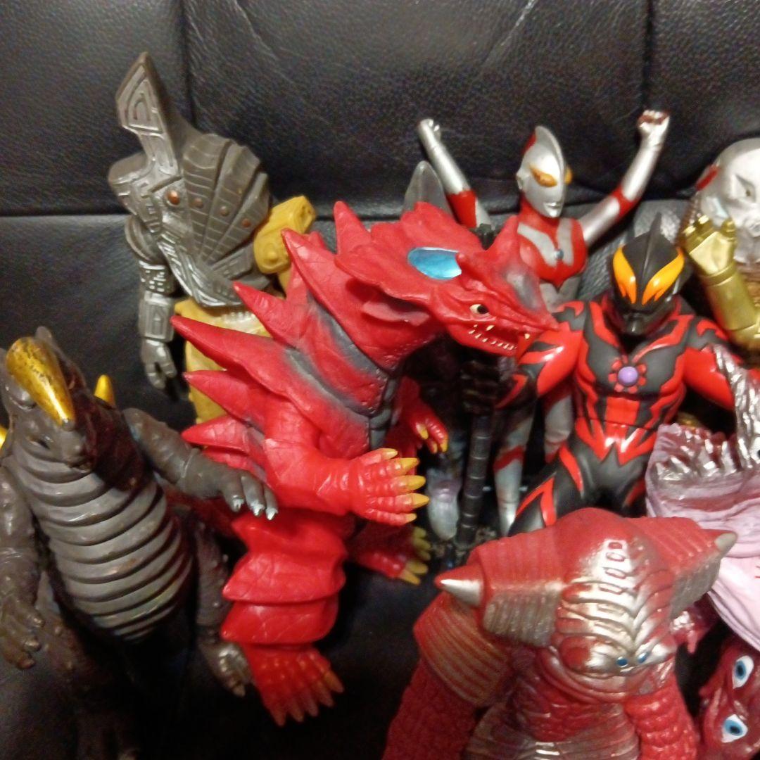 ウルトラマン 怪獣ソフビ ジャンクセット19体の通販はau PAY