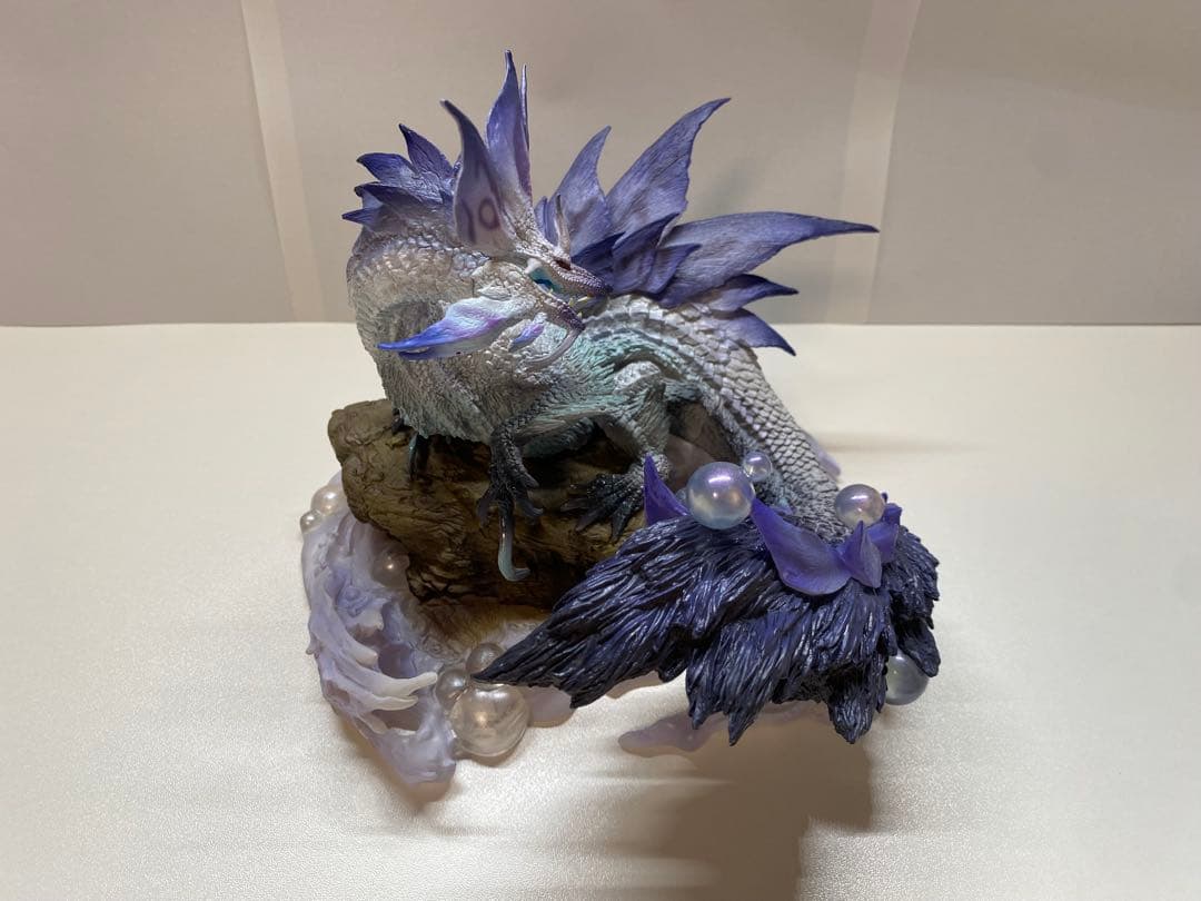 【クリエイターズモデル】焔狐竜 タマミツネ希少種　モンスターハンター　フィギュア