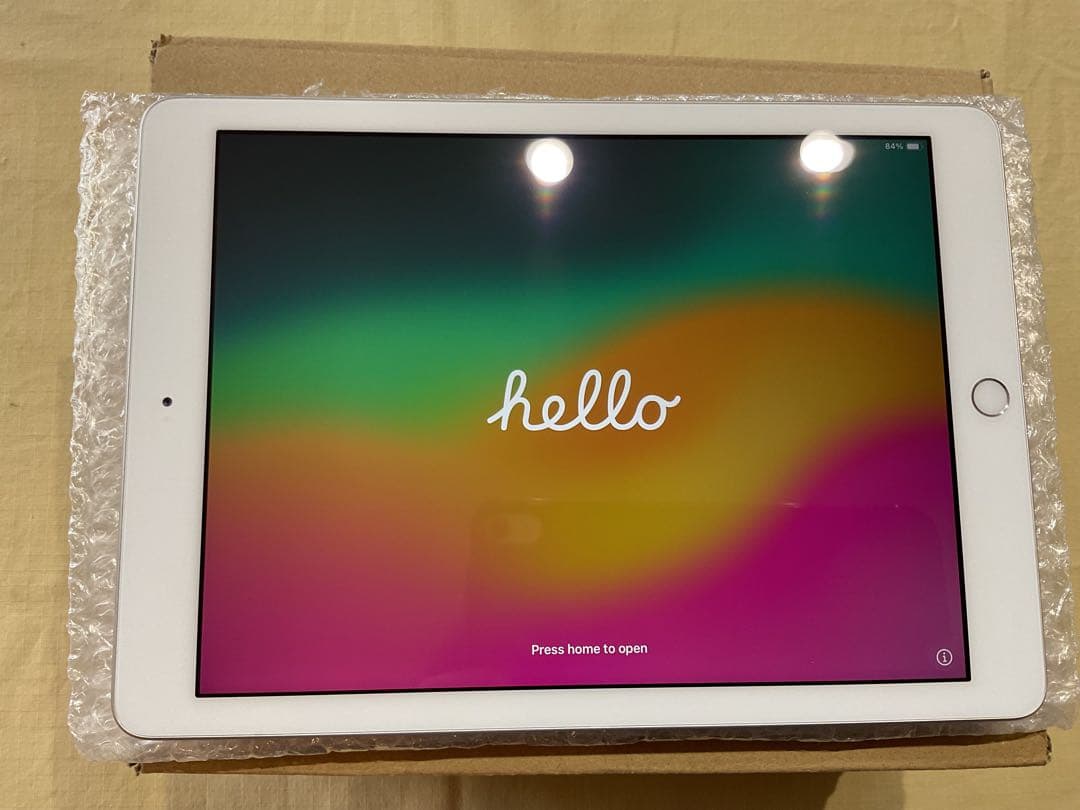 Apple iPad 9.7インチ 128GB シルバー 本体｜iPad 9.7インチ 第6世代