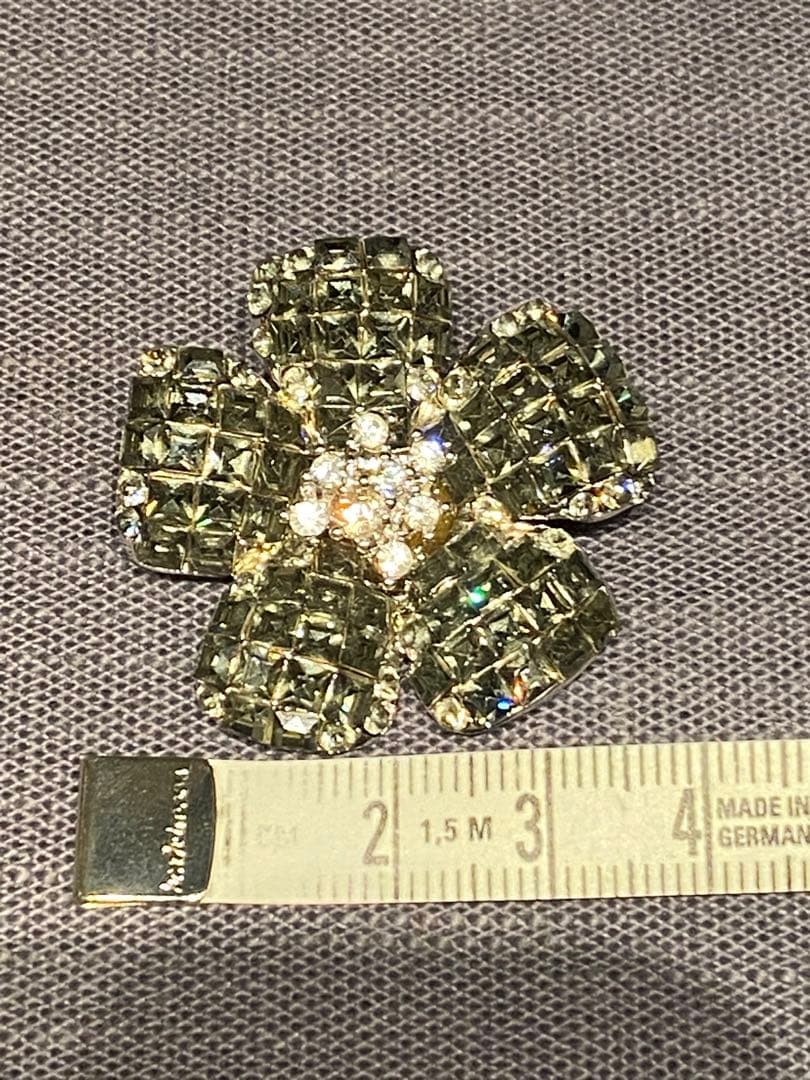 フォクシー FOXY ブローチ フラワー グレー FOXEY フォクシー ブローチ