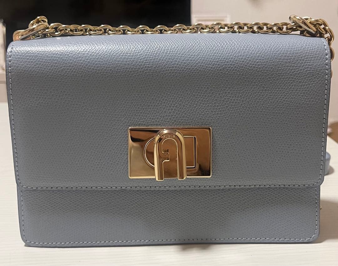 FURLA フルラ　ショルダーバッグ　FURLA 1927 クロスボディ
