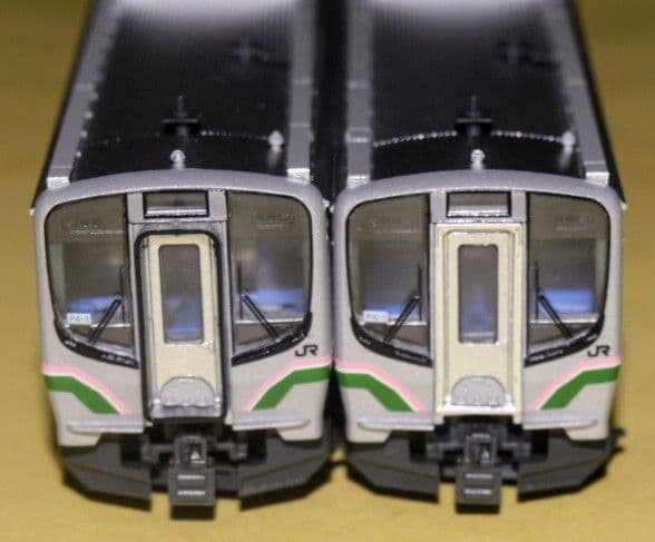 ~専用ケース・説明書付~　クモハE721-1001(M)・クハE720-1001