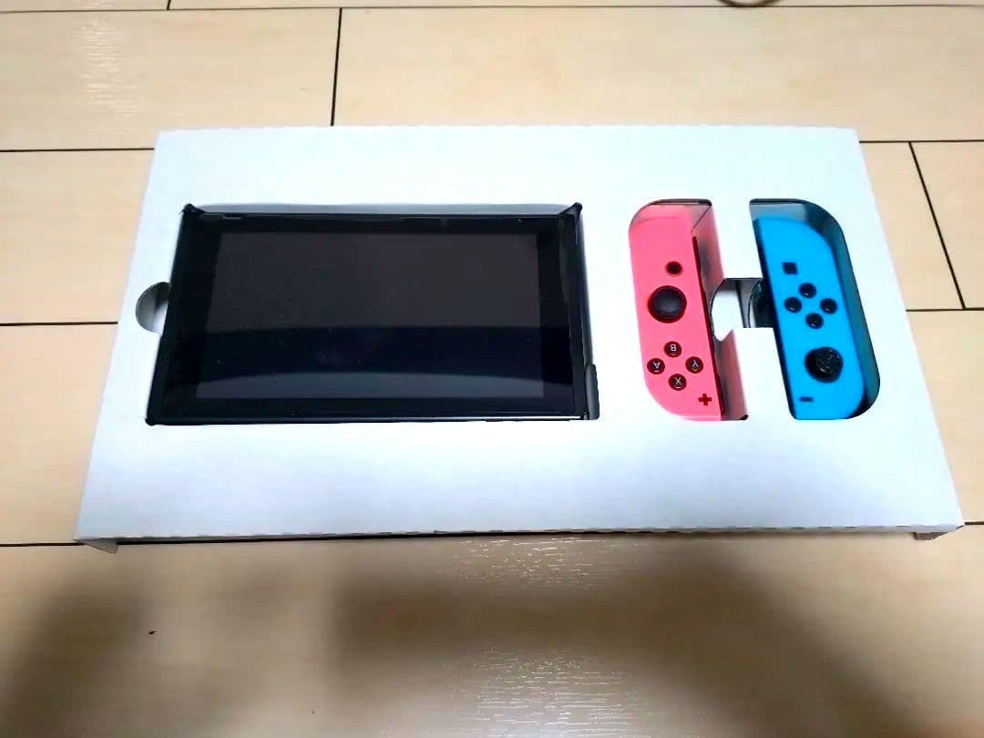 Nintendo Switch本体とコントローラーセット