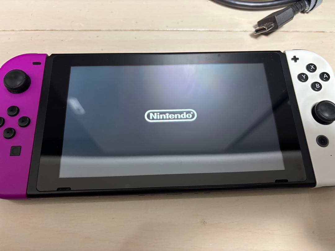 Switch 動作確認済み　コード類付き　Joy-Con付き