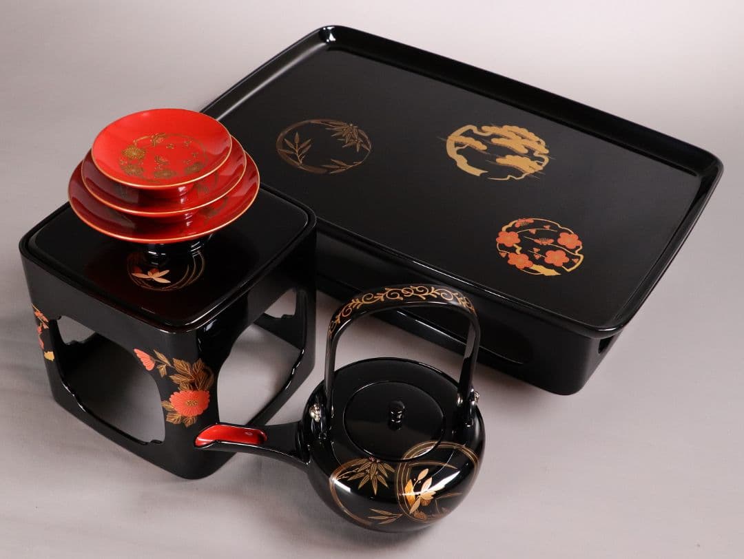 能登輪島塗 柴田屋造 花の丸蒔絵 屠蘇器 共箱 木製漆器 盃 銚子【MA271】