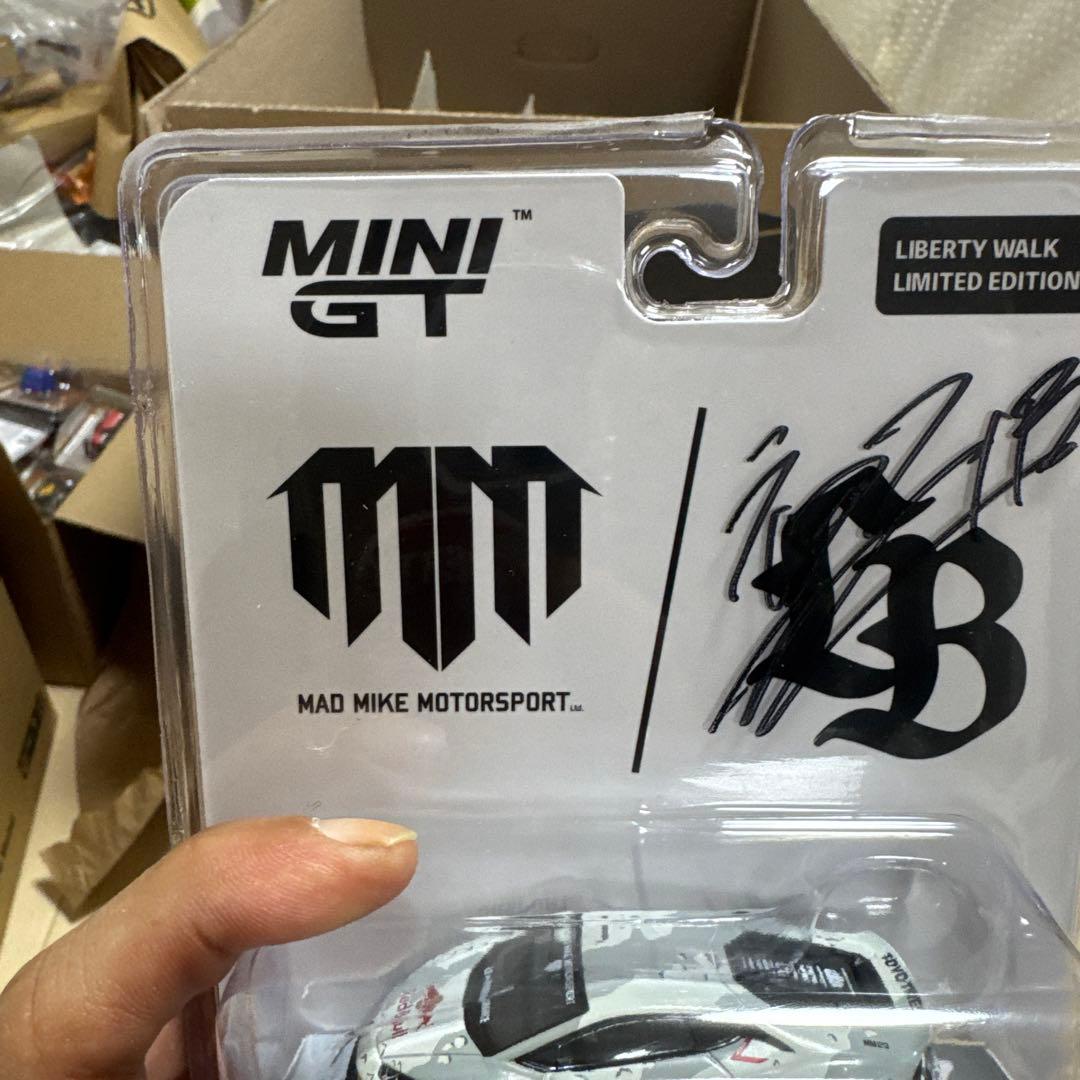 ミニカー MINI GT MAD MIKE MOTORSPORT 967