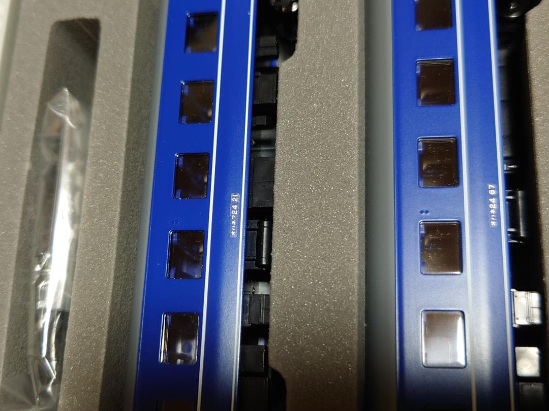 トミックス92814よりオハネフ24が2両とオハネ24が3両 扉帯