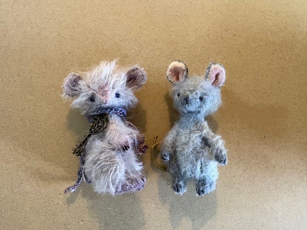 都会（街）のねずみ と 田舎のねずみ アートドール 作家