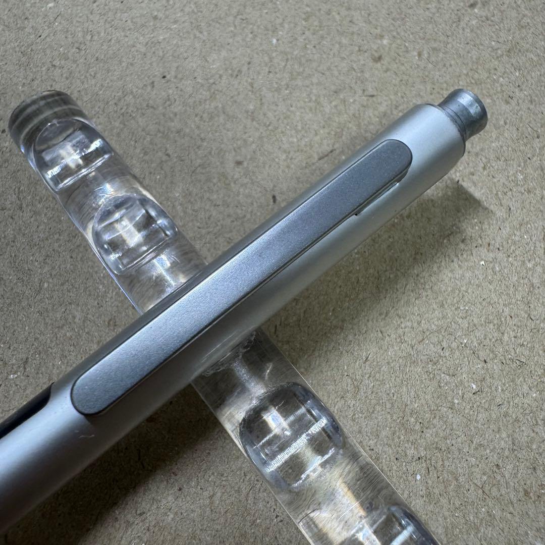 新品 廃盤 サクラ アーキ 水性 ローラーボール シルバー YABC3000