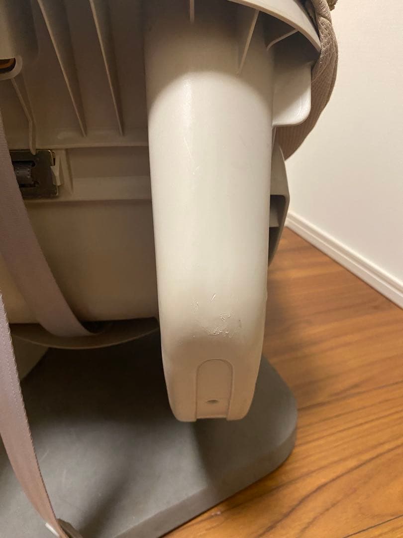 combi コンビ チャイルドシートコッコロ S UX ヘーゼルナッツ