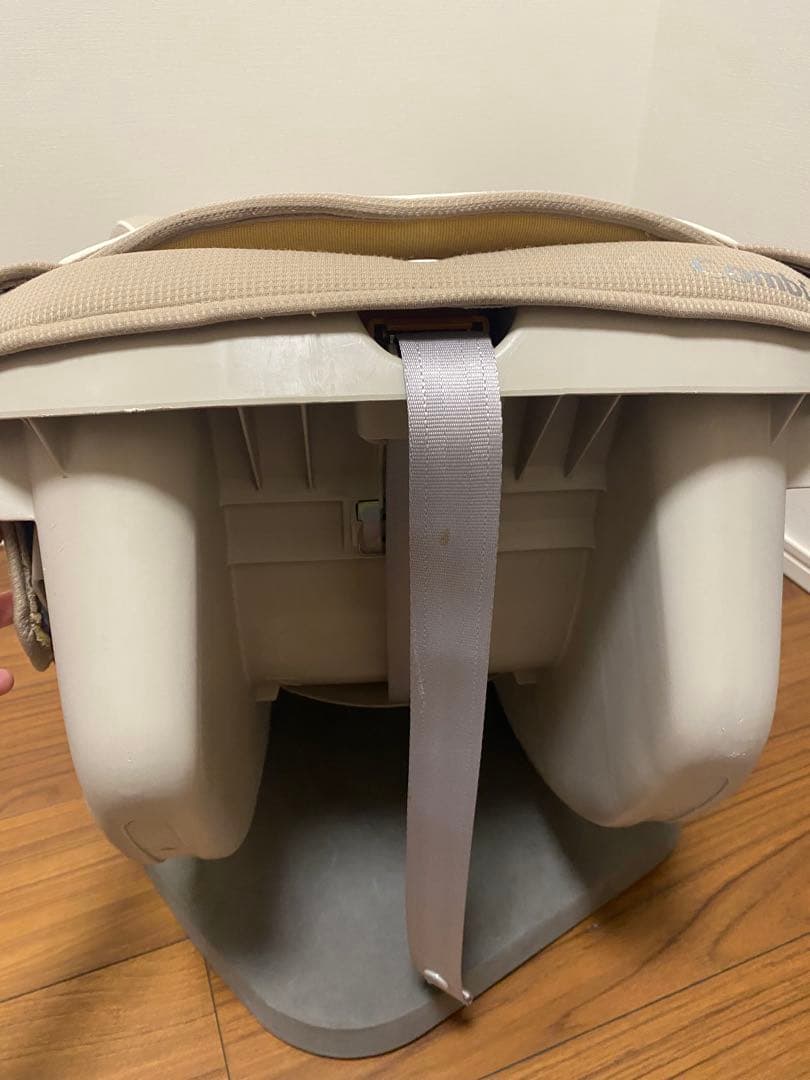 combi コンビ チャイルドシートコッコロ S UX ヘーゼルナッツ