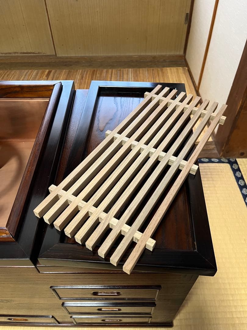 イズヤオンライン | 年代物 欅材関東長火鉢 値下げ 高級 総欅ケヤキ