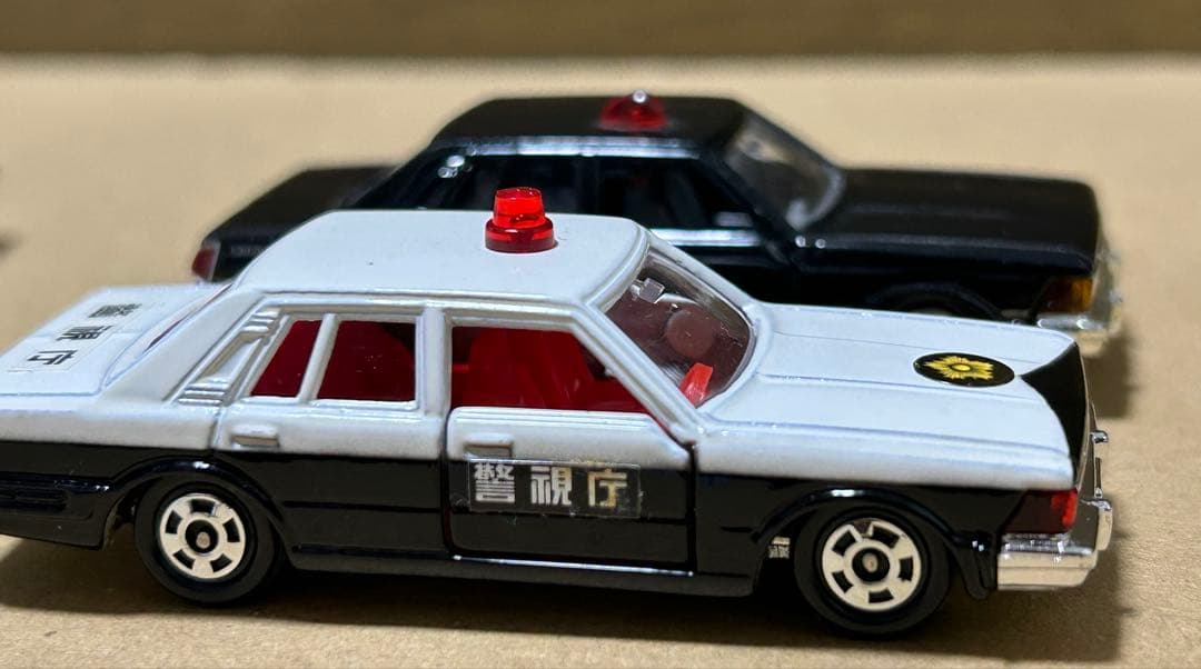 日本製 トミカ ニッサン セドリック 280Eブロアム パトカー 4台セット