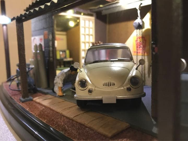 1/32 ミゼット 完成品 廃車ジオラマ ケース付き Amazon | マイクロ