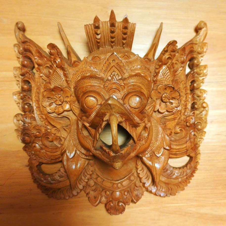バリ島の木製彫刻 【聖獣バロン】