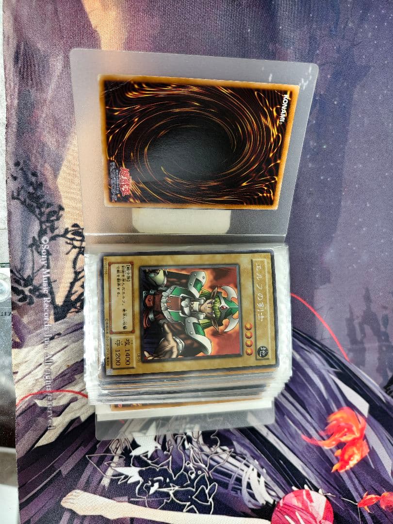 遊戯王 引退 WCQスリーブなどサプライ多数 おまけ付き