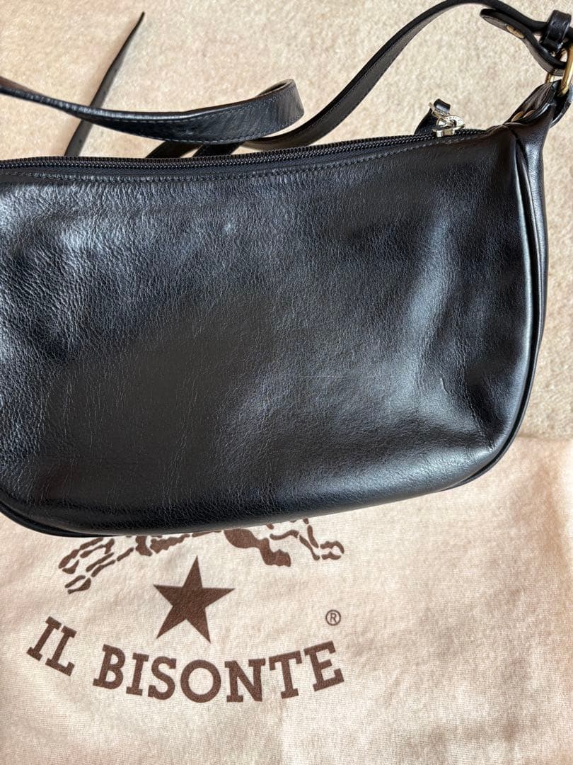 イルビゾンテ　ショルダーバッグ