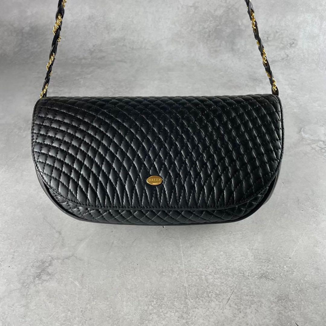 ezbuy様　バリー チェーン ショルダーバッグ キルティング レザー ブラック
