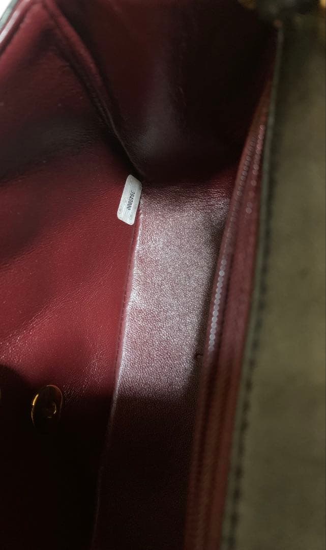 【極美品】CHANELシャネル マトラッセ ダイアナフラップ　ショルダーバッグ