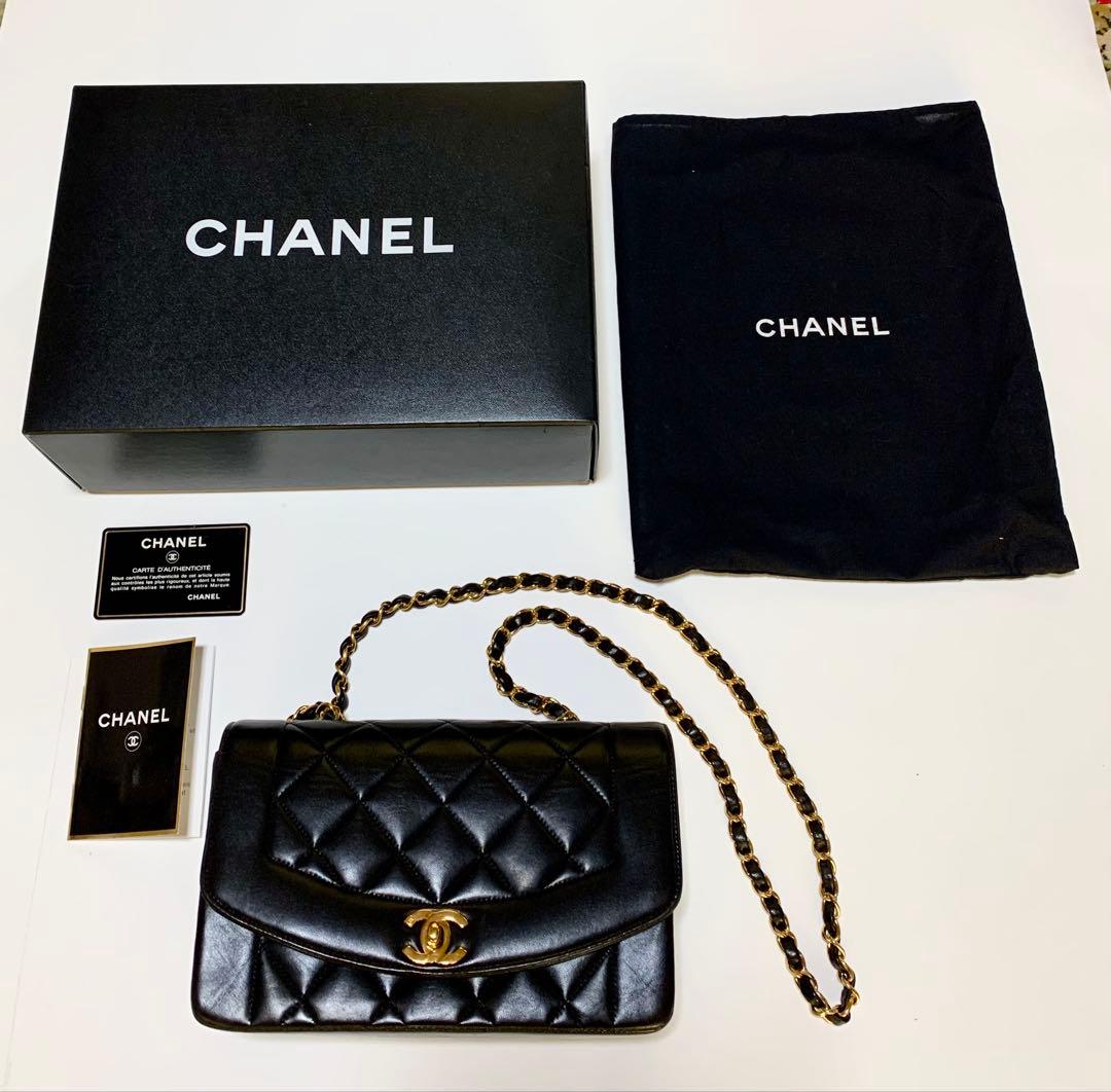 【極美品】CHANELシャネル マトラッセ ダイアナフラップ　ショルダーバッグ