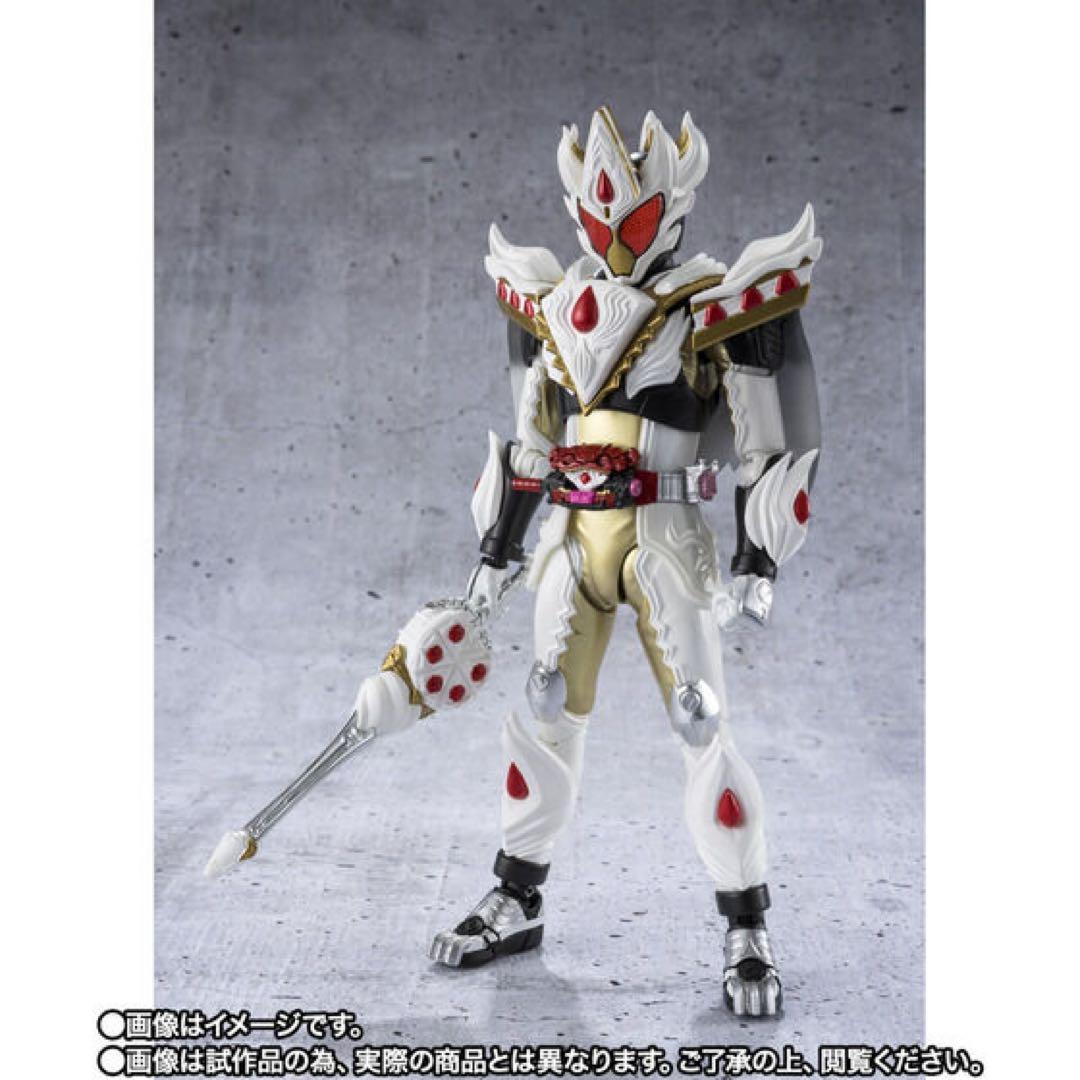 S.H.Figuarts 仮面ライダーガヴ ケーキングフォーム　白ワレ