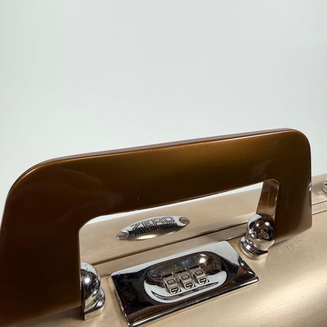 【希少色】ゼロハリバートン　アタッシュケース　ダイヤルロック　シャンパンゴールド