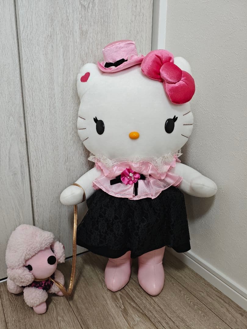 激レア momoberry ハローキティ プードル　ぬいぐるみ 2009年 激レア momoberry ハローキティ プードル ぬいぐるみ 2009年