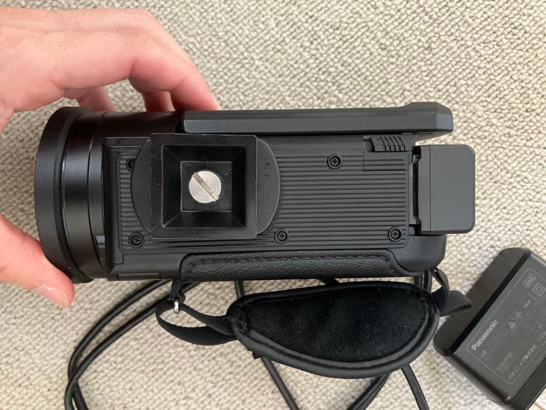 Panasonic HC-V900 ビデオカメラ本体　値引き不可