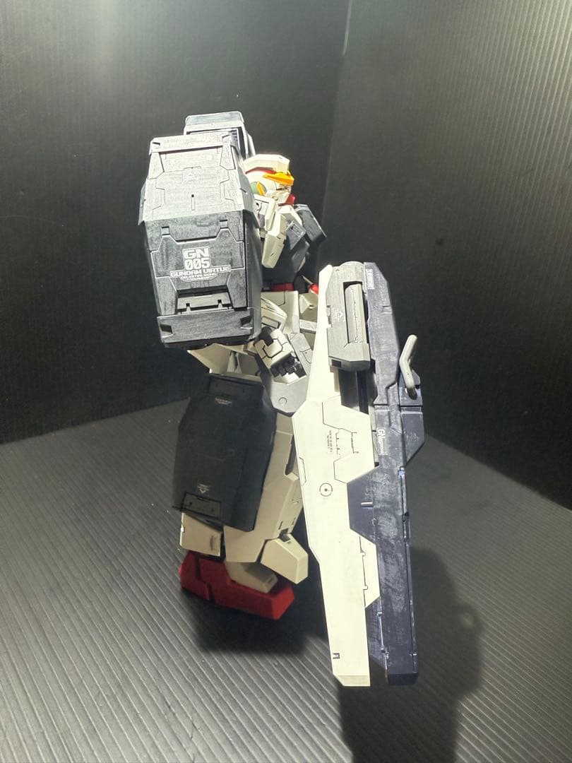 MG ガンダムヴァーチェ/ナドレ　塗装完成品