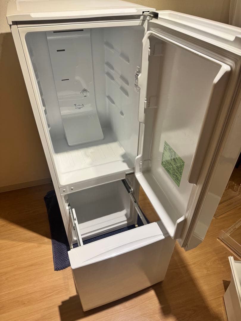 アイリスオーヤマ 冷蔵庫 AF156-WE 一人暮らし用 冷凍庫 IRIS