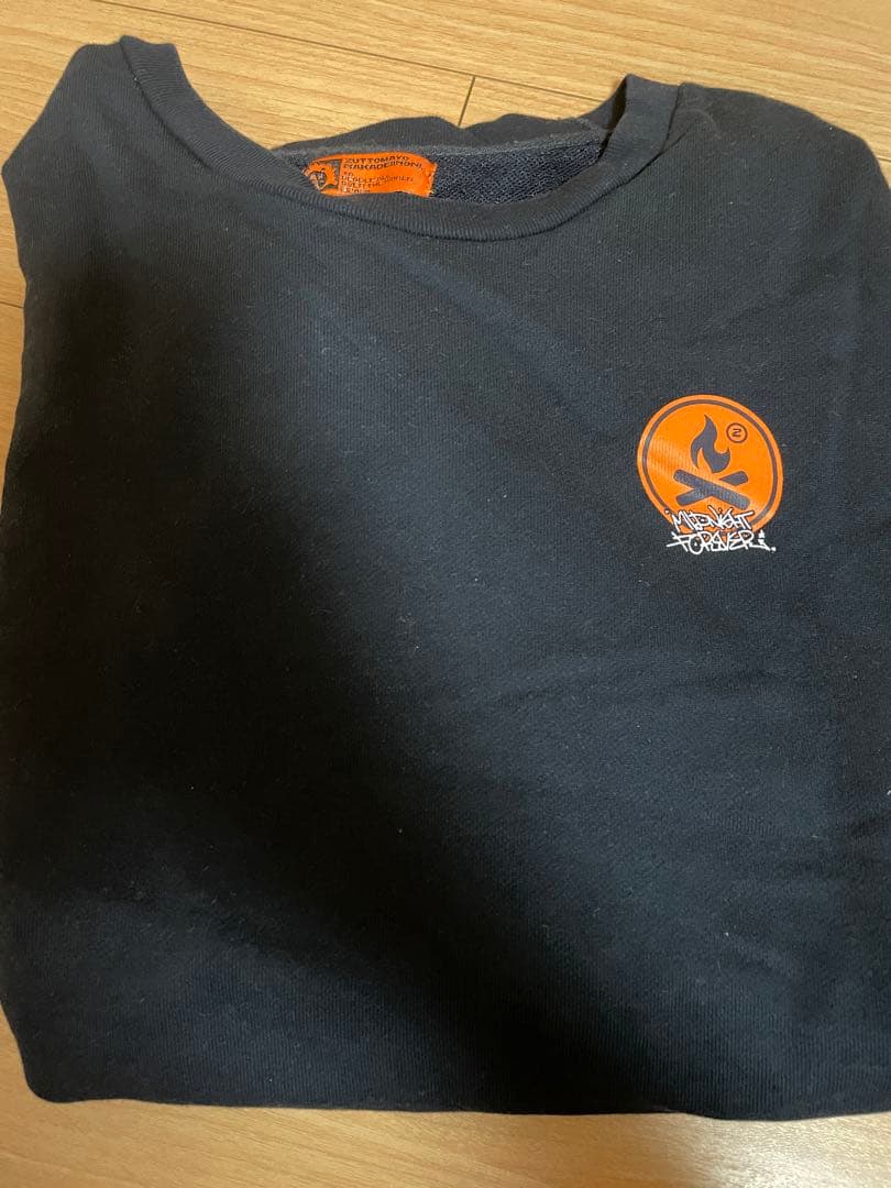 ずとまよ 焚き火スウェット ずっと真夜中でいいのに - メルカリ