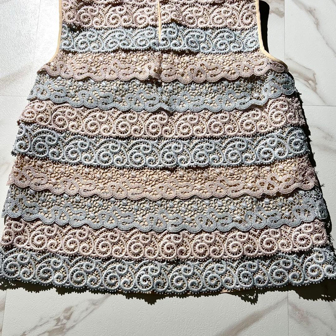 入手困難✨ ミュウミュウ ノースリーブ トップス シルク100% マルチカラー