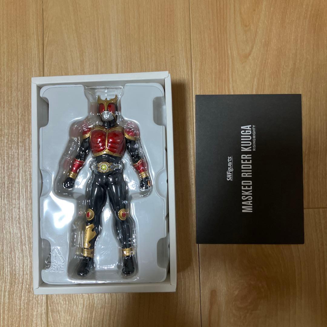 S.H.フィギュアーツ　真骨彫　仮面ライダークウガ　ライジングマイティ