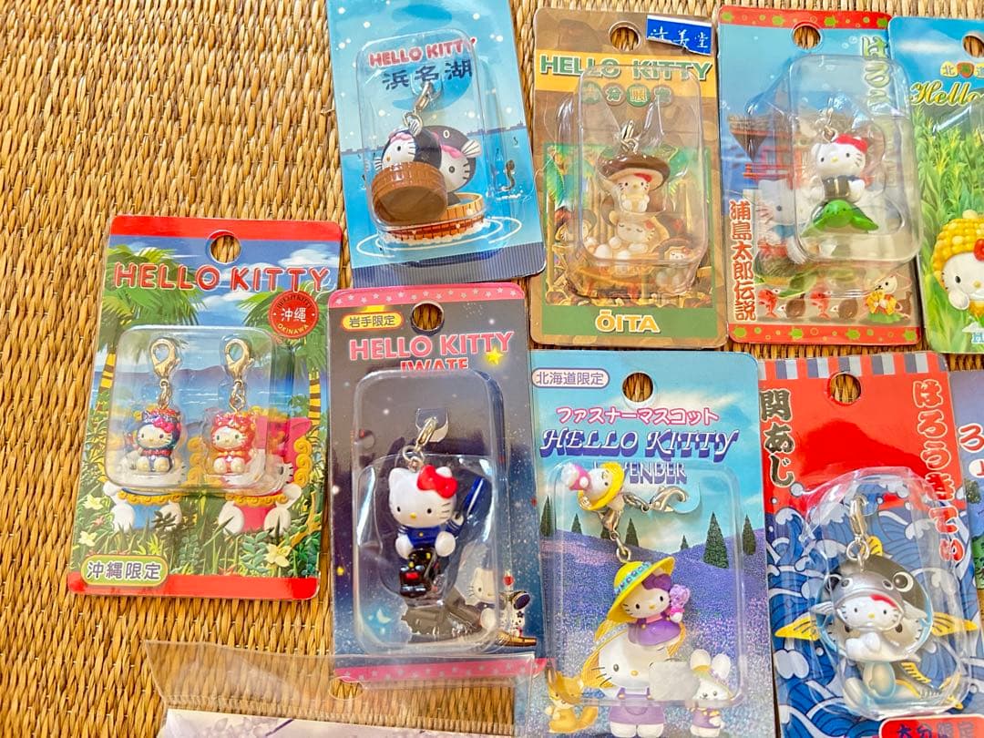 ハローキティ 地域限定 ファスナーマスコット♡