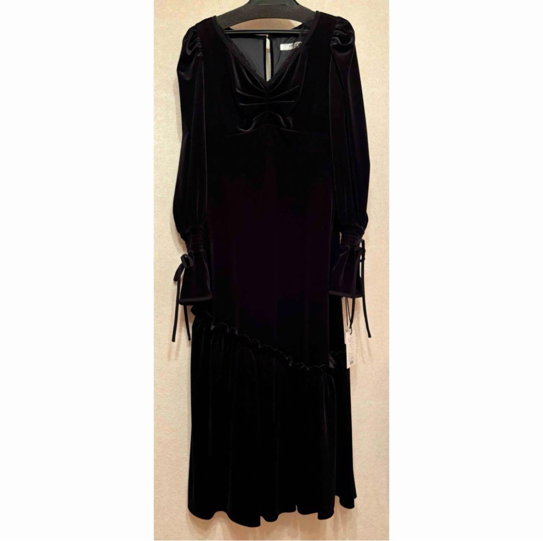 スーツ・フォーマル・ドレス Herlipto Lux Velour Lace Midi Dress