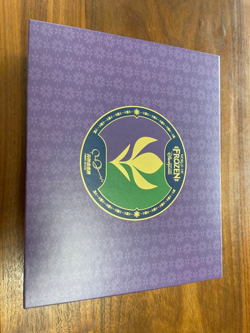 限定　非売品　香港ディズニー FROZEN アナ雪 エルサ アナ　ピン3セット