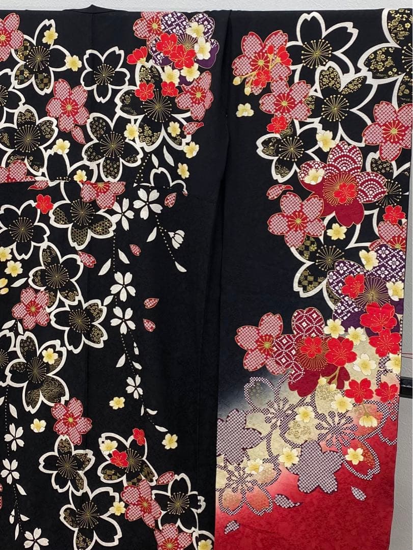 振袖 豪華 叩き染 金駒 金彩 桜文様 個性的 身丈172cm