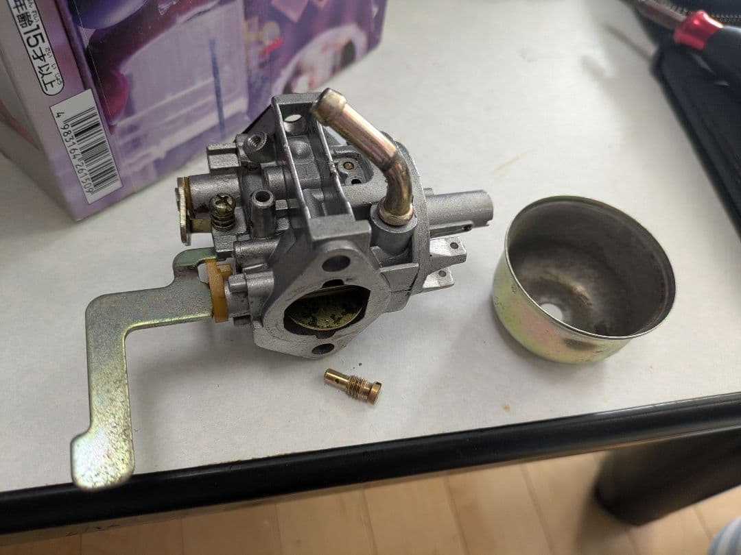 実動】スズキ 100V2000W 発電機 SV2000P - メルカリ