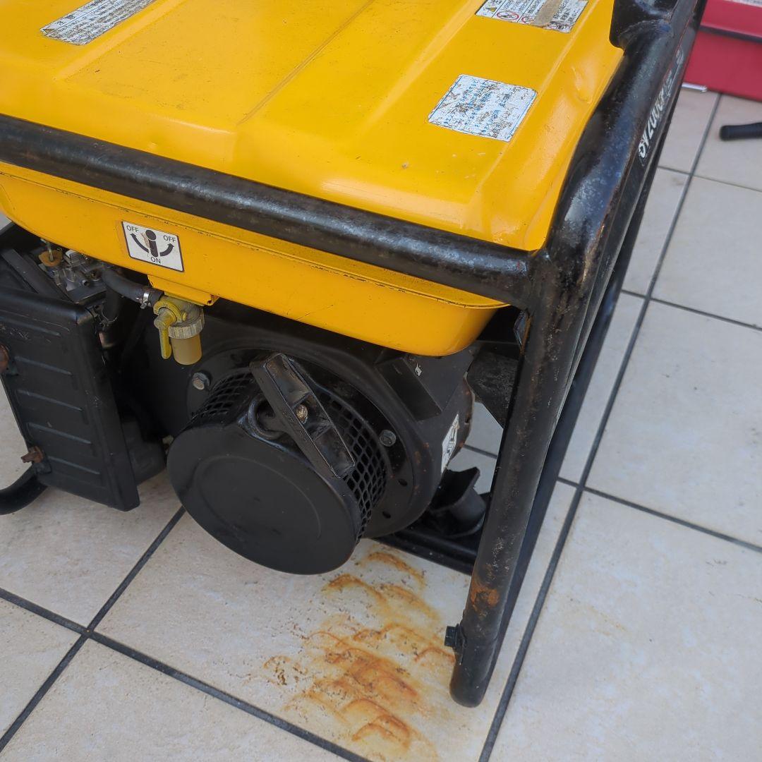 実動】スズキ 100V2000W 発電機 SV2000P