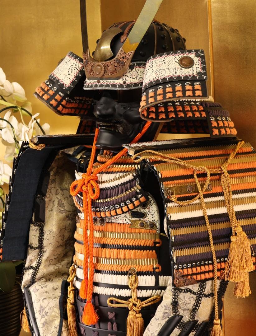 BY02　甲冑　具足　黒胴当世素掛 緋縅　鎧櫃付き　等身大　現代鎧　兜　武具